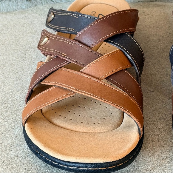 Clarks Laurieann Bali Women's Brown and Tan Sandals, Sz 10 - Picture 5 of 9